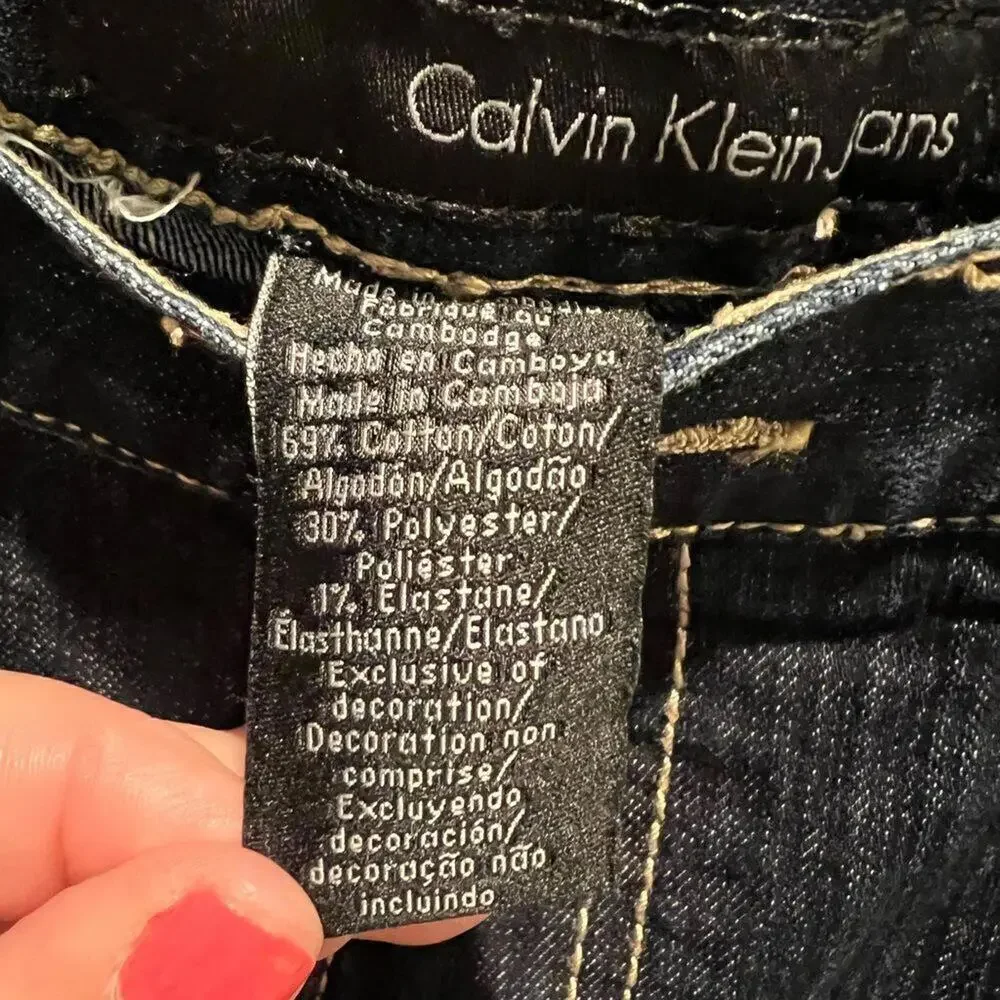 Calvin‎ Klein dark wash skinny jeans with contrast stitching size 30/10